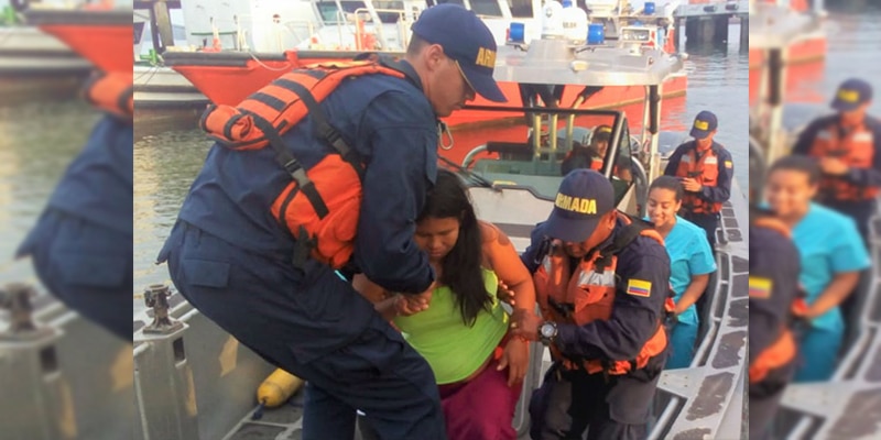 Bebé indígena nace a bordo de un barco de la Armada Nacional