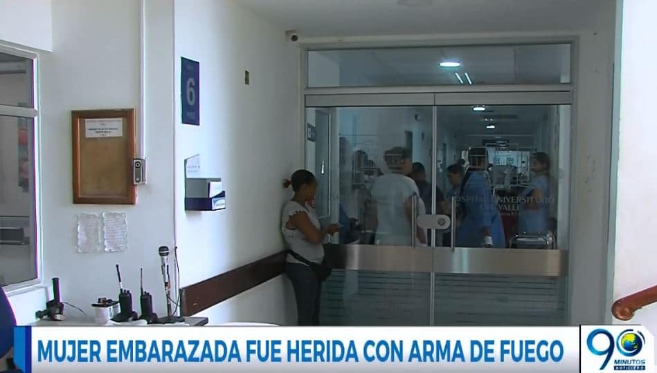 Mujer embarazada fue herida a bala, médicos del HUV lograron salvar a bebé y madre