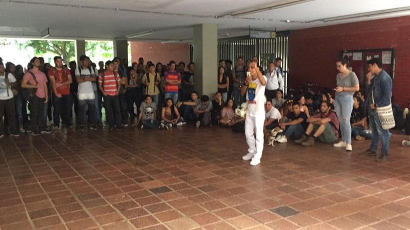 Pese a anuncio del rector, estudiantes de la Universidad del Valle seguirán en paro