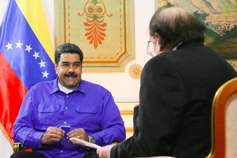 Maduro dice que Bolsonaro entrega a Brasil en "bandeja de plata" a EEUU