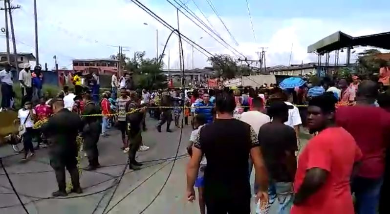 Caída de contenedor dejó dos personas muertas en puente El Piñal, Buenaventura