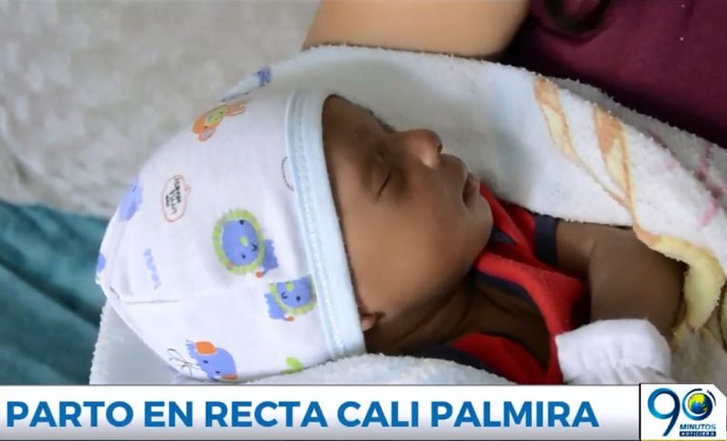 Estudiante de enfermería atendió parto en un bus en la recta Cali-Palmira