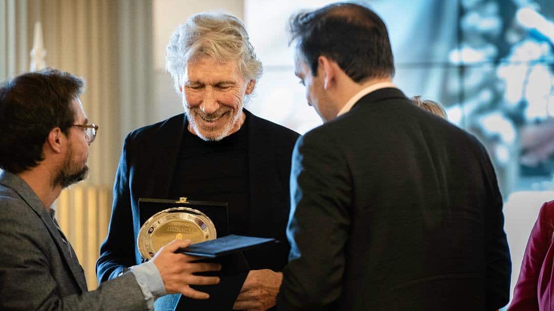 Roger Waters dice que Live Aid es un plan de EEUU para controlar Venezuela