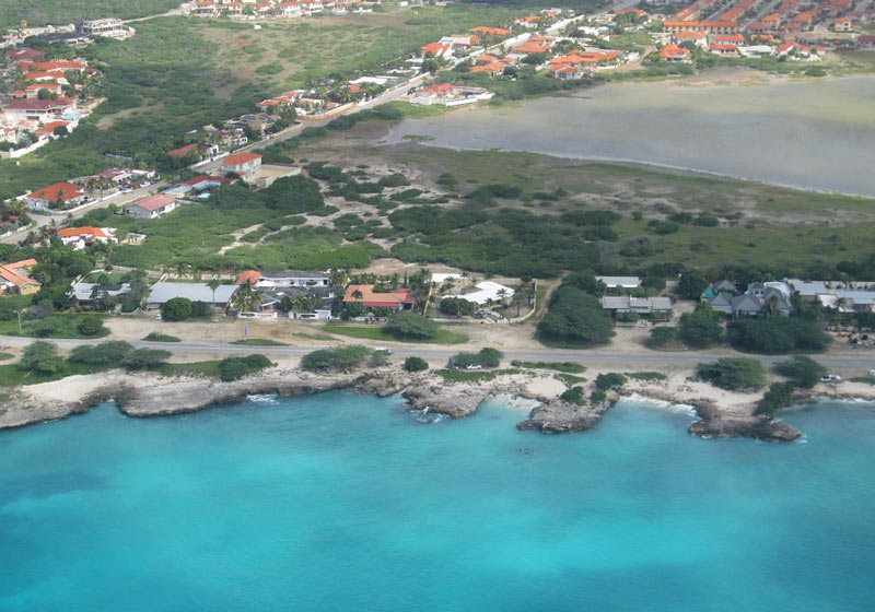 Venezuela cierra fronteras aérea y marítima con Aruba, Bonaire y Curazao