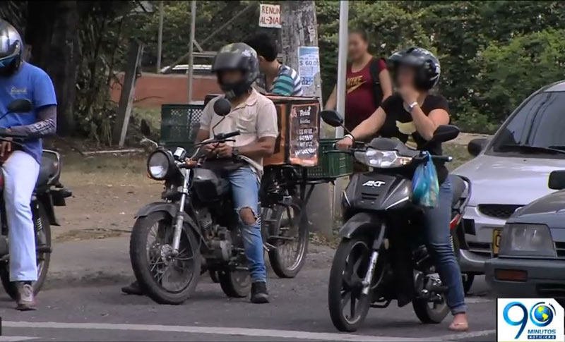 Buscan calificar como peligroso oficio de mensajeros en moto, deberán capacitarse