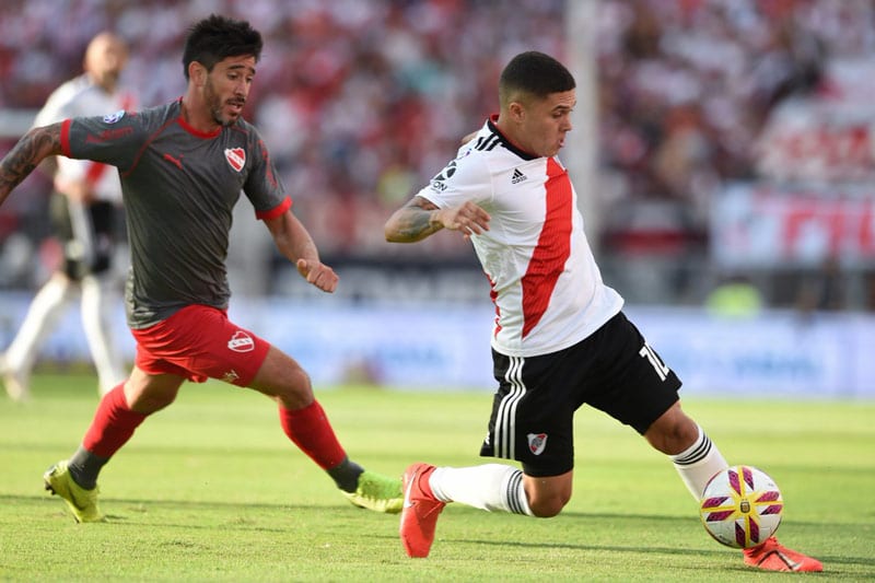 River Plate confirmó la grave lesión que sufrió en una rodilla Juan Fernando Quintero