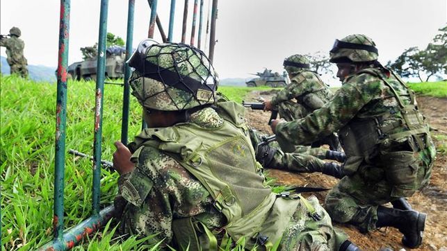 Cuatro soldados del Ejército resultaron heridos en un campo minado en el Cauca