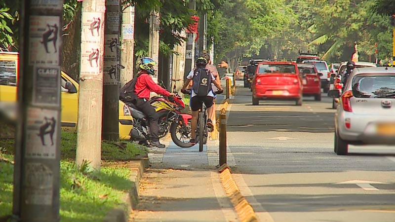 Expertos en movilidad hacen reparos a diseños de bicicarriles implementados en Cali