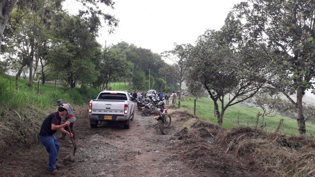 Fuertes lluvias han ocasionado derrumbes en vías veredales del Valle del Cauca