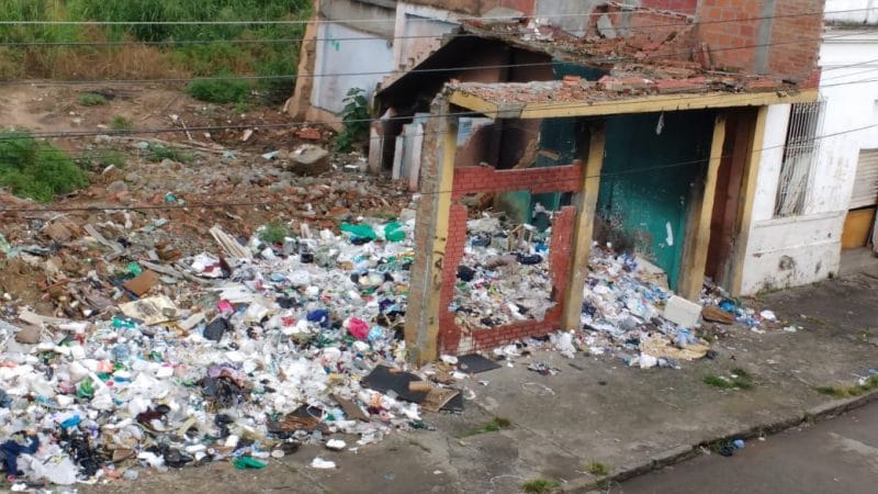 Predios demolidos en San Pascual y El Calvario se convirtieron en basurero urbano