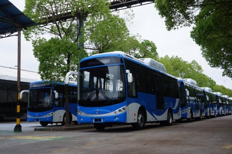 Anuncian para julio la llegada de la primera flota de buses a gas para el Mío