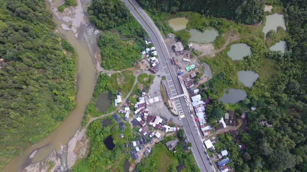 Bloqueada la vía Buga - Buenaventura por manifestación