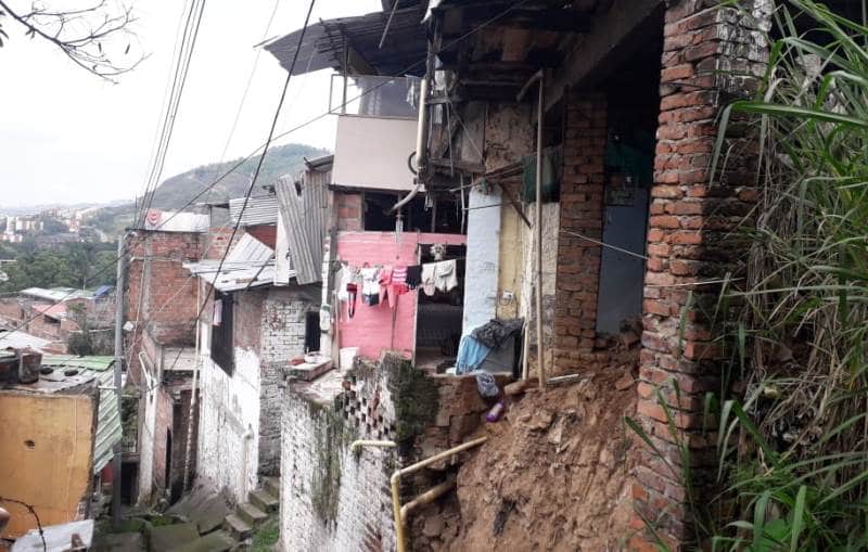En riesgo 20 familias de Siloé por inestabilidad de terreno tras lluvias del fin de semana