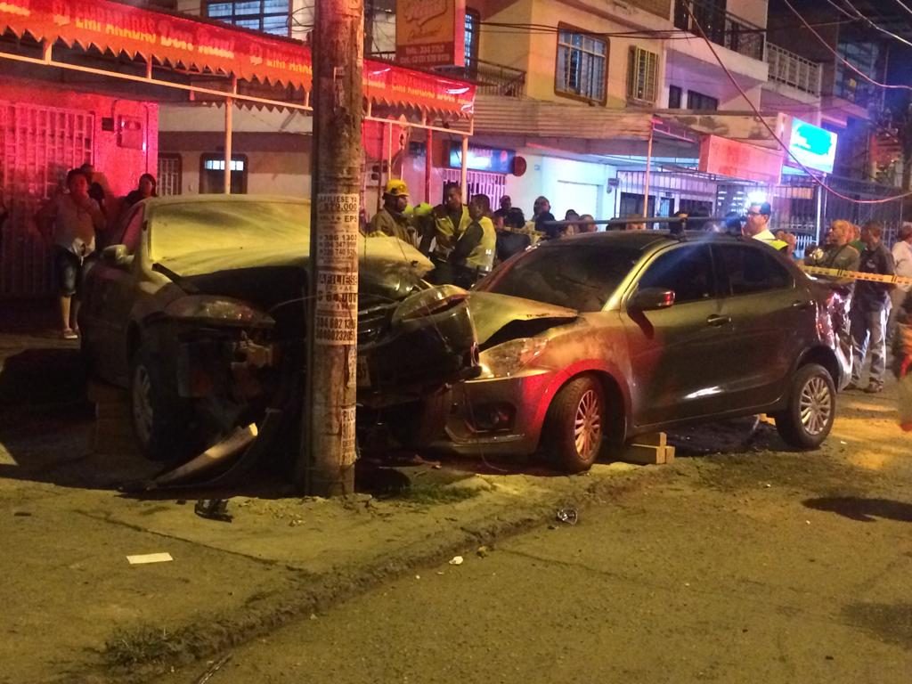 Aparatoso accidente en El Guabal dejó tres personas heridas y vehículos en pérdida total