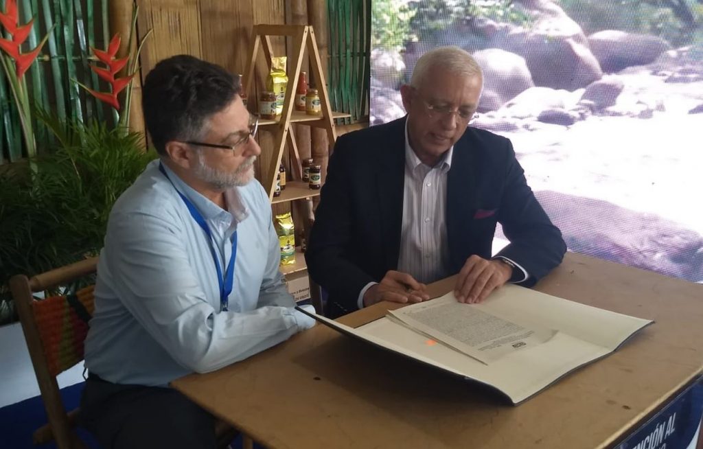 CVC y Procaña capacitarán en sostenibilidad ambiental a cañicultores del Valle
