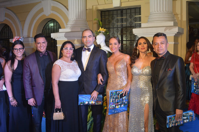 Nuestro presentador, Otto Valencia, ganador en Premios al Talento y la Moda Vallecaucana