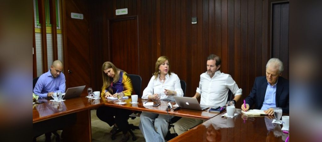 Buscan poner en marcha plan de exoneración de impuestos para empresas que lleguen al Valle