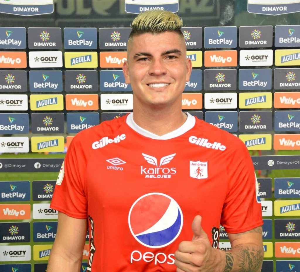 En el último minuto, América salvó un punto en su visita a Jaguares