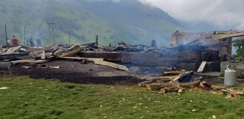Personas desaparecidas, incendios y desplome de vivienda, balance del fin de semana en Valle