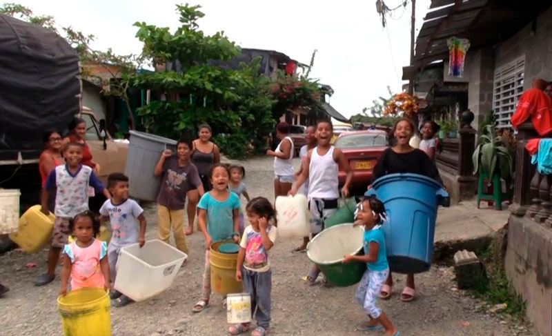 Vecinos de un sector de Buenaventura llevan 40 años esperando servicio de agua potable