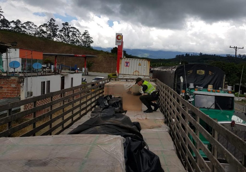 Autoridades en el Valle del Cauca incautaron más de 1.400 metros cuadrados de porcelanato gama alta