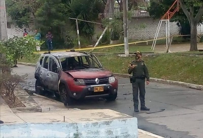 Autoridades investigan incendio de un vehículo de seguridad frente a cabildo indígena en Jamundí