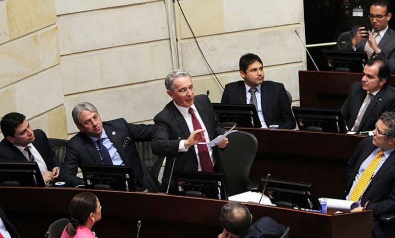Con su detención, Uribe no podrá ejercer su cargo como senador de la República