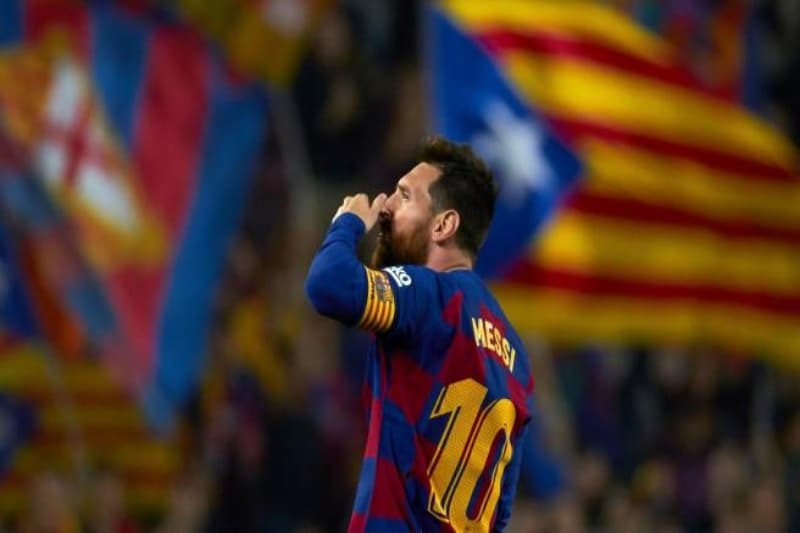 En medio de emotivo mensaje a Luis Suárez, Messi criticó al Barcelona