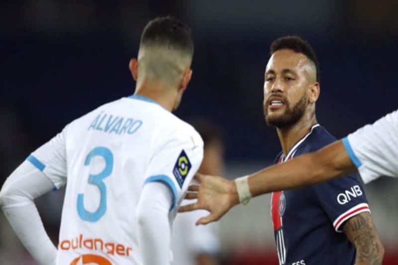 "Le pegué por racista": Neymar y Álvaro González del Olympique siguieron riña por Twitter