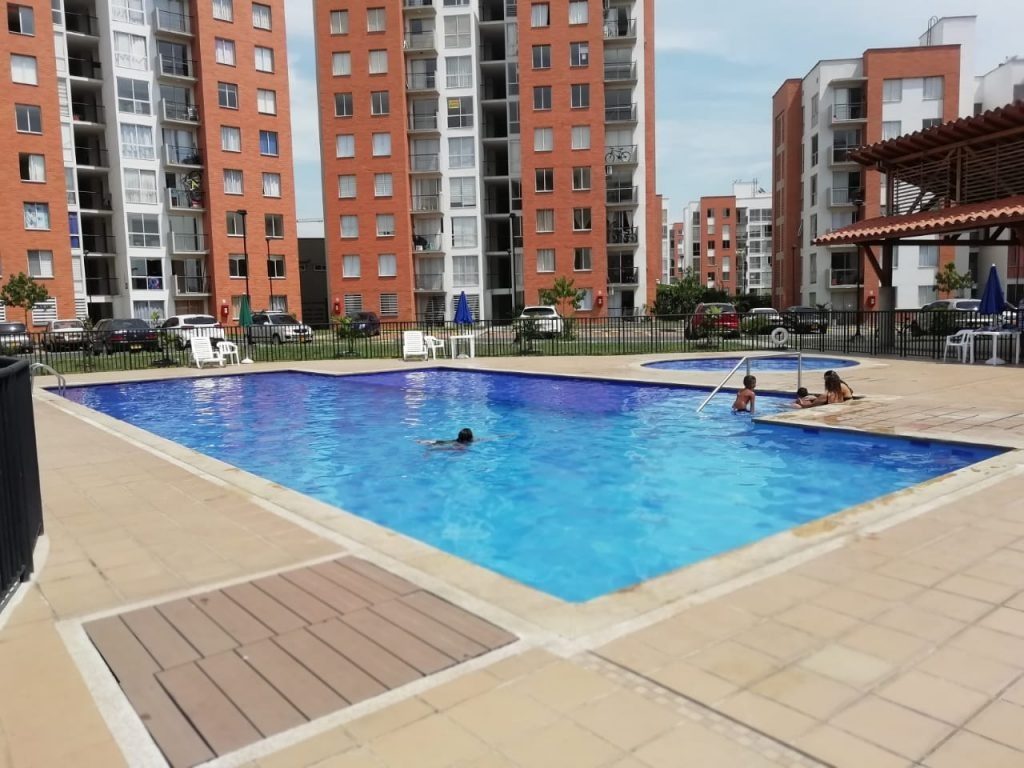 ¿Ya se pueden utilizar las piscinas en Colombia? Aquí despejamos sus dudas