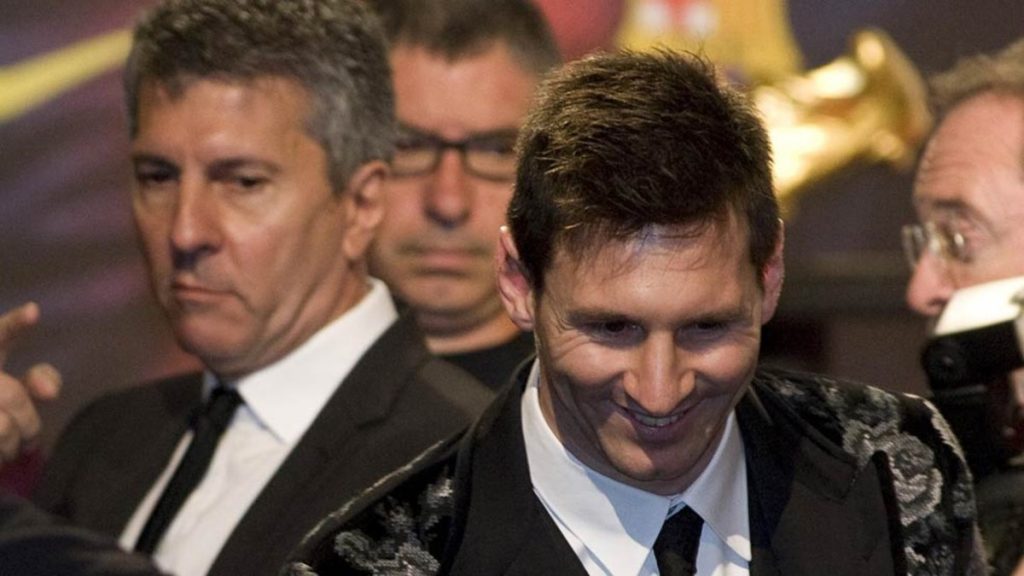 ¿Cada vez más cerca la salida de Messi? Hasta su padre entró en la 'pelea'