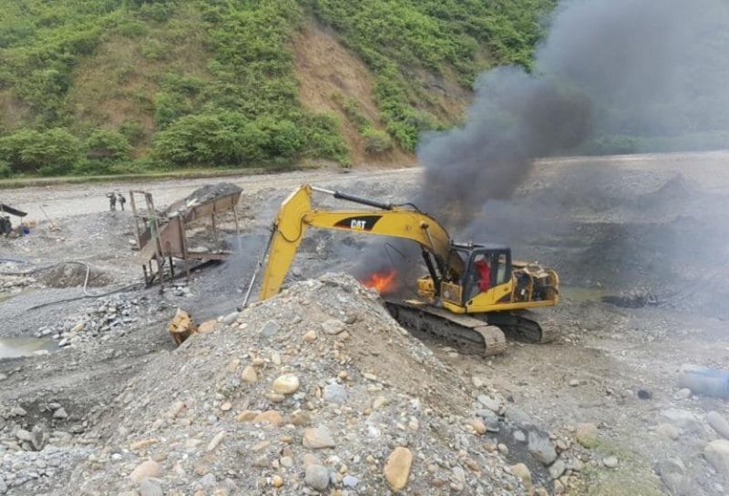 Capturan en flagrancia tres bandas de explotación minera en Cauca