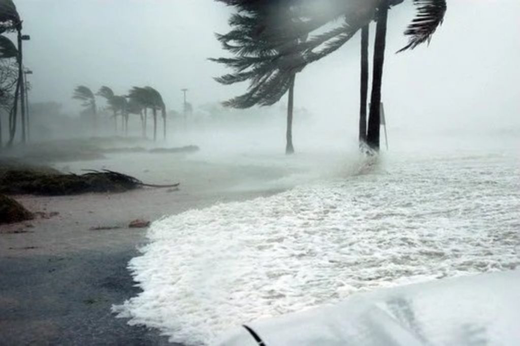 Tormenta Julia pasaría a huracán: Petro declara alerta máxima en San Andrés
