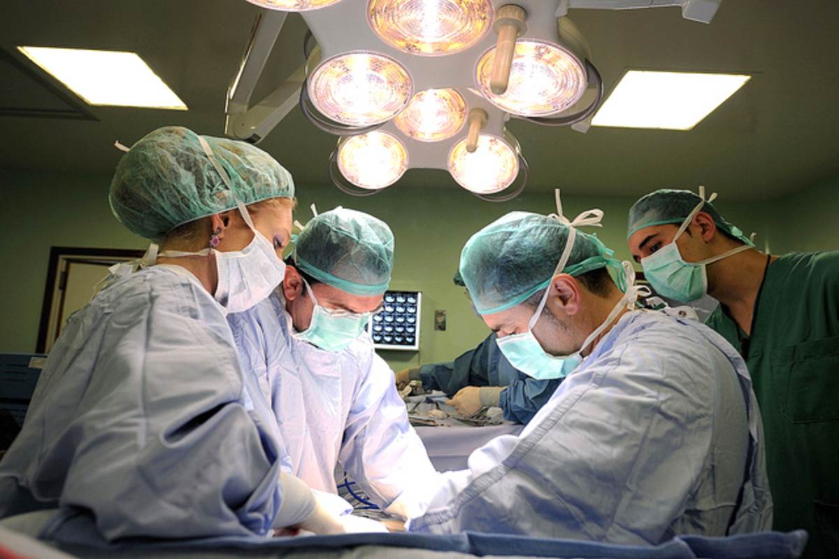 Tras disminución en ocupación de UCI, MinSalud plantea alternativas para cirugías plásticas