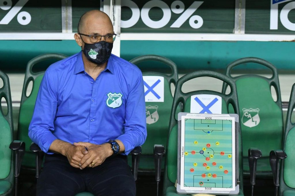 Alfredo arias confirma su continuidad con el Deportivo Cali