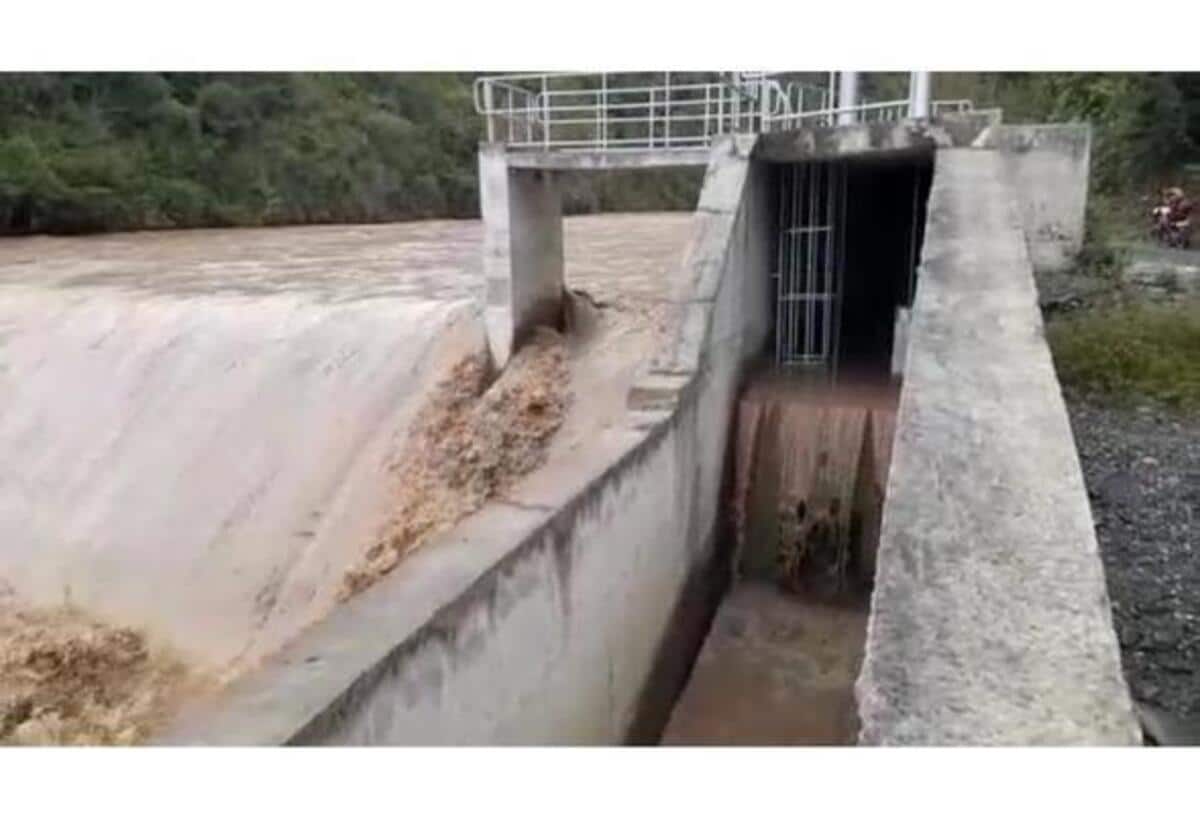 Avanza la reparación de acueductos afectados por las lluvias en el Valle