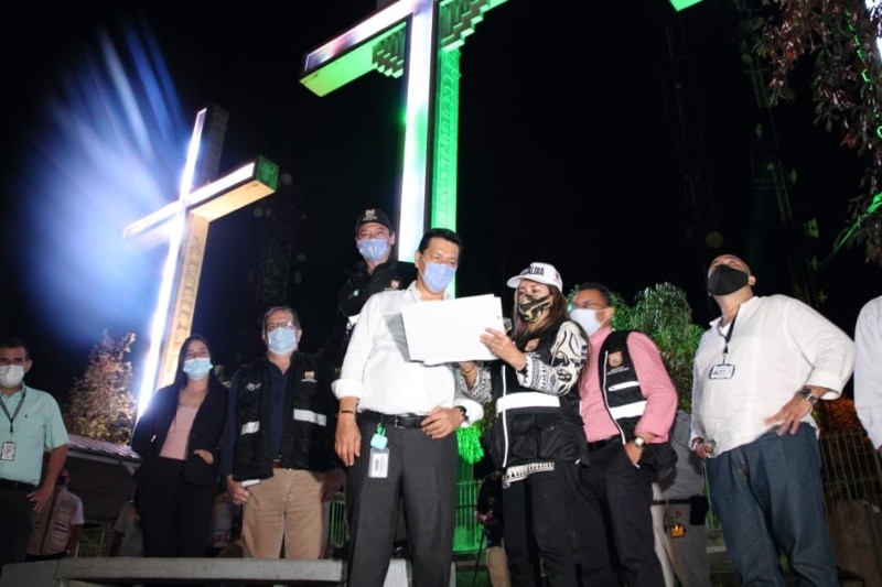 Autoridades recorren Cerro de las Tres Cruces para detectar peligrosidad
