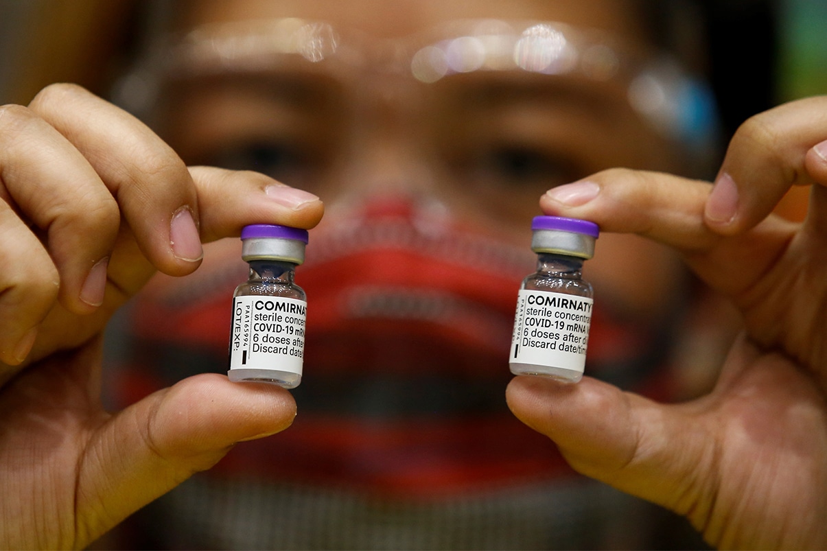 Pfizer pedirá autorizar una tercera dosis de su vacuna para mayor protección