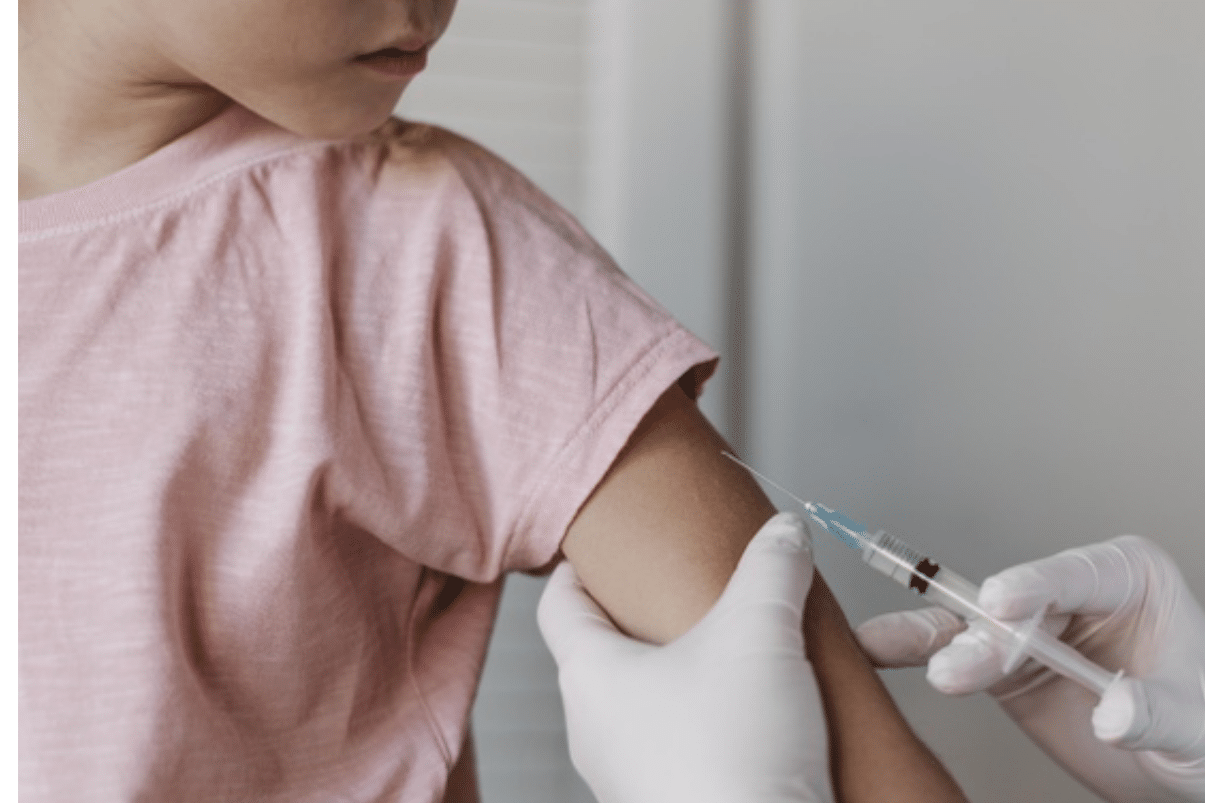 Campaña de vacunación contra sarampión y rubeola en Cali, para niños de 1 a 10 años
