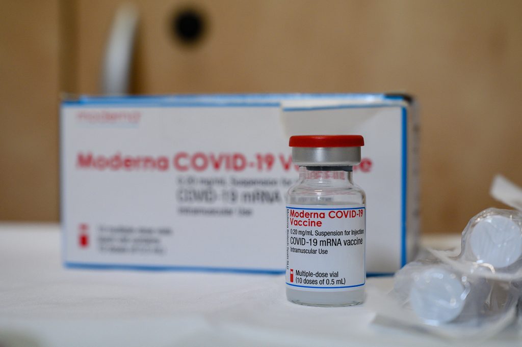 Moderna ya no será aplicada como dosis de refuerzo contra el covid-19