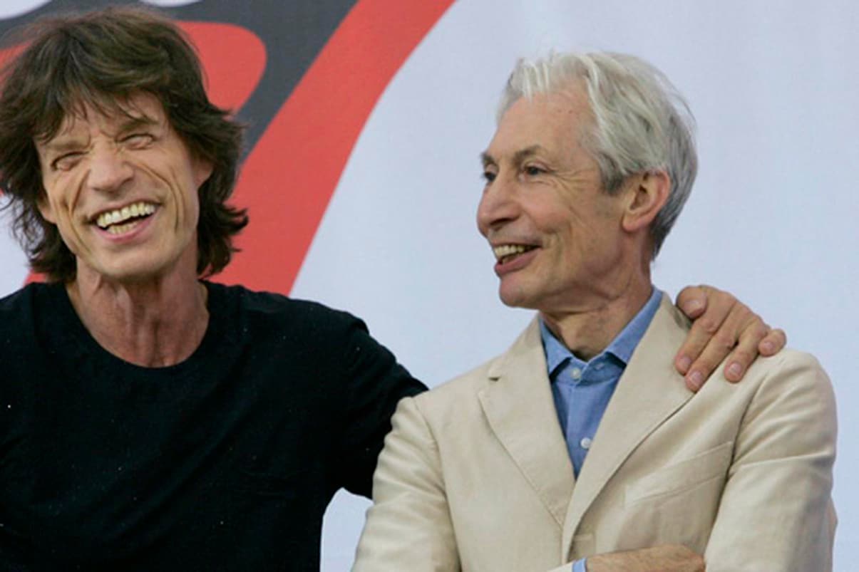 Murió Charlie Watts, baterista de banda Rolling Stones, a los 80 años