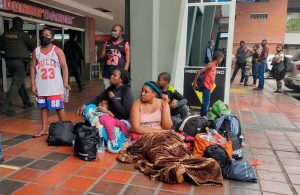 Panamá y Colombia pactan cruce de 650 migrantes diarios en la frontera