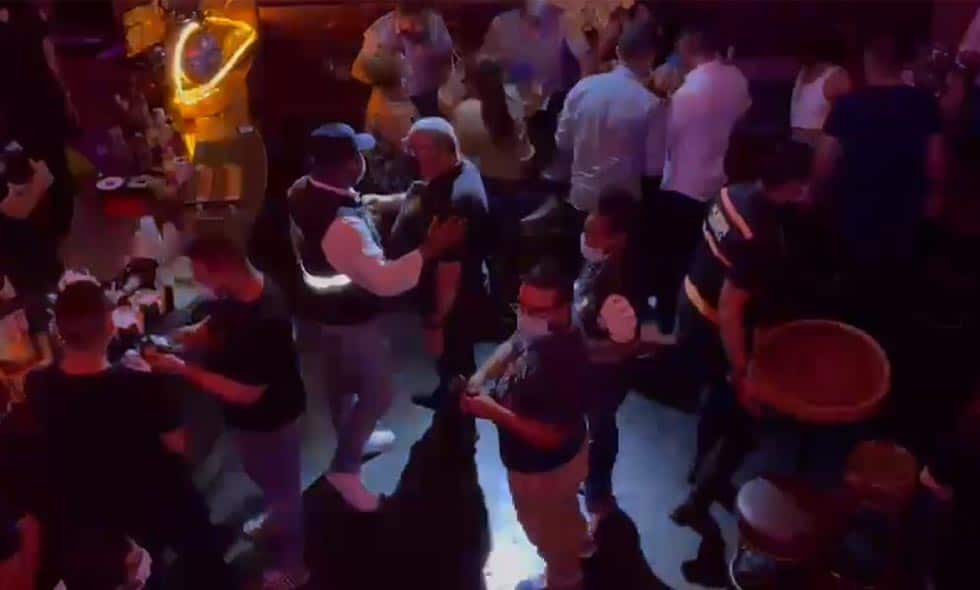 Cierran discoteca con más de 300 personas en el Peñón en Cali