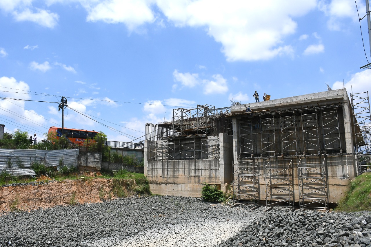 Obras del nuevo puente de Juanchito presentan avances del 50%