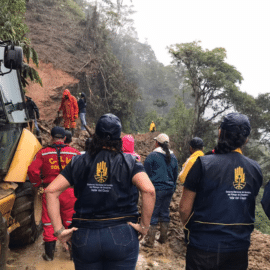 Confirman el fallecimiento de dos personas en derrumbe de Bolívar, Valle