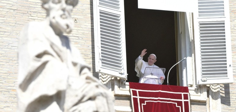 El papa urge a los países ricos a liderar la lucha contra el cambio climático