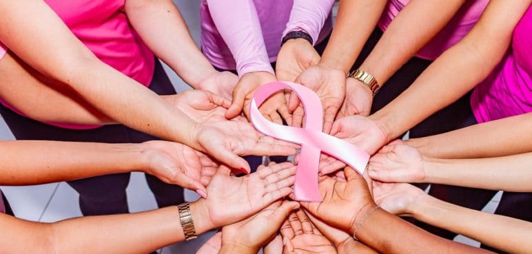 Congreso dijo sí a reconstruir ambos senos a mujeres con cáncer de mama