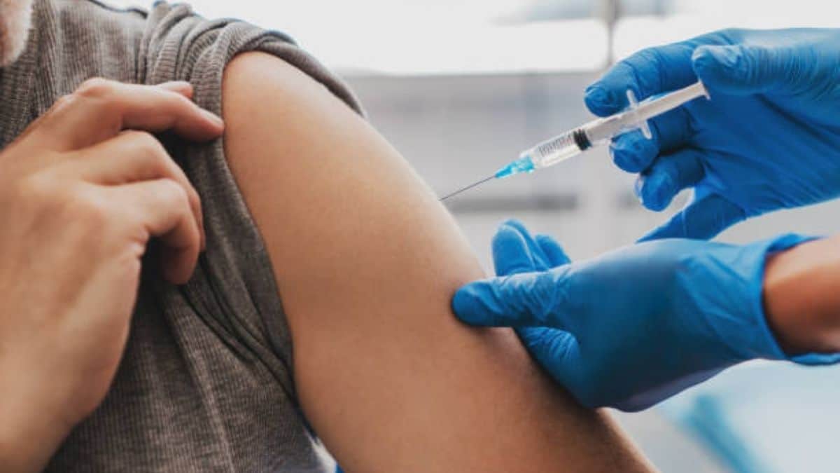 OMS confirma que datos apuntan a que vacunas ofrecen inmunidad de 6 meses