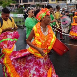 Mucho color y alegría: así se vivió el Desfile del Cali Viejo en la Feria 2021