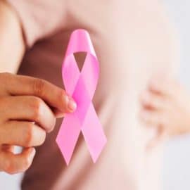 Aprueban ley para reconstrucción de senos en mujeres sobrevivientes al cáncer